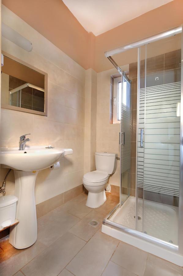 El Greco Studios Agia Marina  ภายนอก รูปภาพ